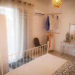 Hostel Rhodes Backpackers Boutique And