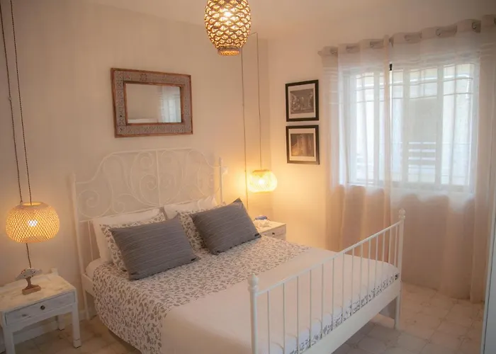 旅馆 Rhodes Backpackers Boutique And *