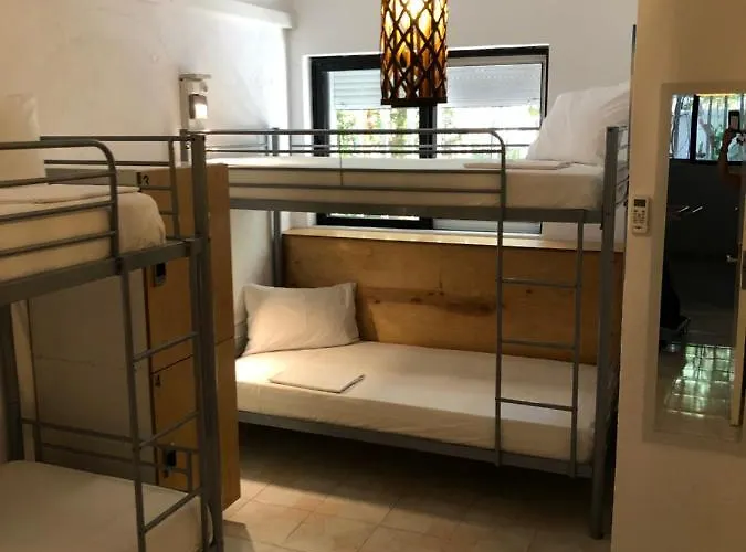 Rhodes Backpackers Boutique And 旅馆