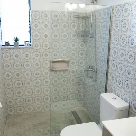 אכסניה Rhodes Backpackers Boutique And *