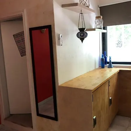 Rhodes Backpackers Boutique And אכסניה *