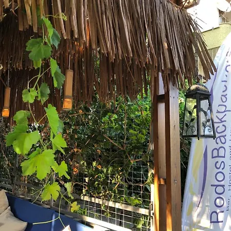 אכסניה Rhodes Backpackers Boutique And עיר רודוס