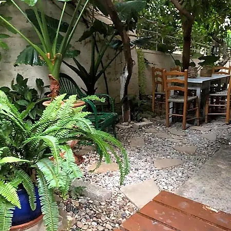 Rhodes Backpackers Boutique And אכסניה עיר רודוס