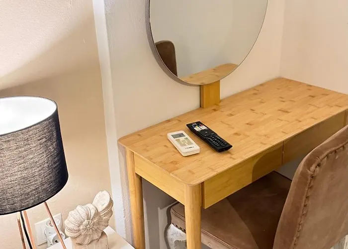 Rhodes Backpackers Boutique And *