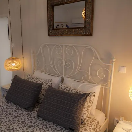 Hostel Rhodes Backpackers Boutique And