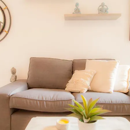 Rhodes Backpackers Boutique And *