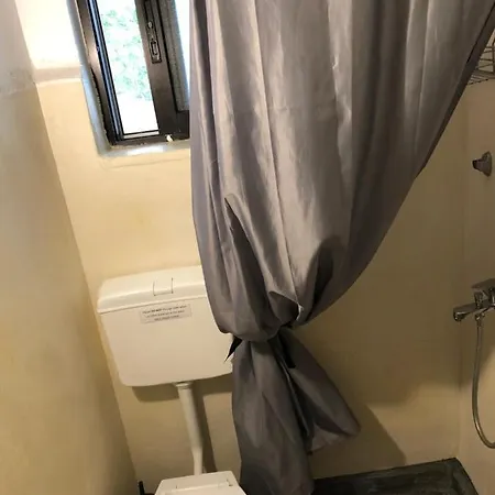 Rhodes Backpackers Boutique And ホステル