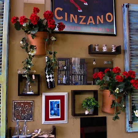 Rhodes Backpackers Boutique And