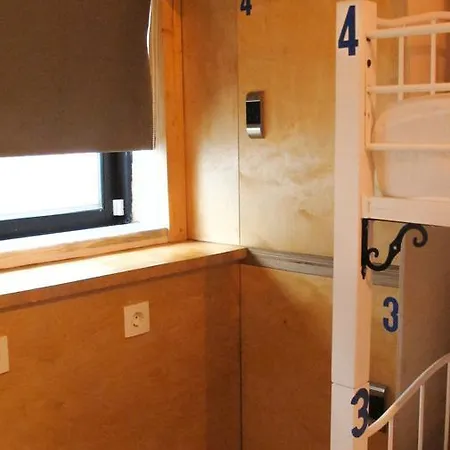 Rhodes Backpackers Boutique And *