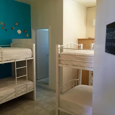 Rhodes Backpackers Boutique And ホステル